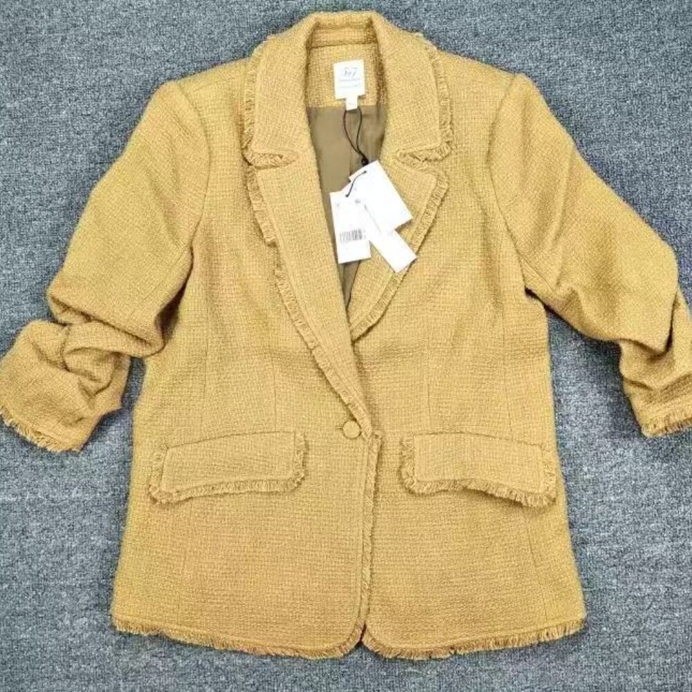 Cinq à Sept Camel Textured Blazer - Picture 8 of 12